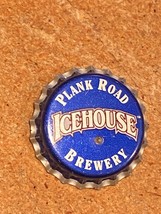 Plank Road Brewery Icehouse Blinking Bottle Cap Button *Pre-Owned/Tested... - $9.99