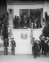 President Franklin D. Roosevelt watches 1933 Inaugural Parade FDR Photo ... - $8.81+
