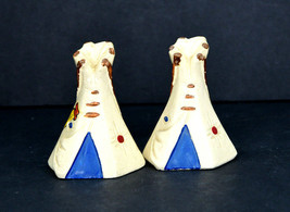 Vintage Set Of Ceramic Tee Pees Souvenirs Socotto N.M. Salt And Pepper Shakers  - $10.24