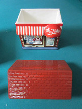 MRS FIELDS STORE FRONT COOKIE JAR 1980s 7 X 8 - $74.25