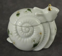 Vintage Japan China Signed Lefton DAISY Floral Trinket SNAIL Covered Box 1981 - £10.81 GBP