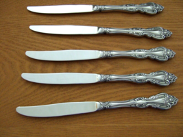 SET OF 5 DINNER KNIVES CHALMETTE PATTERN IMPERIAL INTERNATIONAL STAINLESS - £12.88 GBP