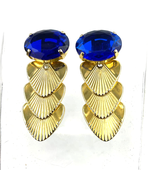 VTG Gold Tone Metal Clip On Earrings Blue Rhinestone Retro Kitsch  - £10.61 GBP