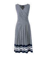 Lands End Women&#39;s Fit and Flare Dress Radiant Navy Geo Border New - $830.13 MXN