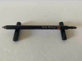 Trish McEvoy Long-Wear Lip Liner: Barely There  .04oz NWOB - $27.00