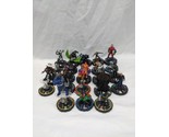 Lot Of (23) Wizkids Marvel DC Heroclix Commons Uncommons Wizkids *No Cards* - £23.22 GBP