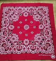 Vintage Red Bandana Paisley 100% Cotton Handkerchief Made in USA RN 15187 Nice - £14.93 GBP