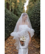 Ruffle edge wedding veil in soft tulle with comb for the bride - €35,49 EUR+