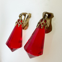 Vintage Ruby Red Prism Clip On Dangle Earrings - £27.69 GBP