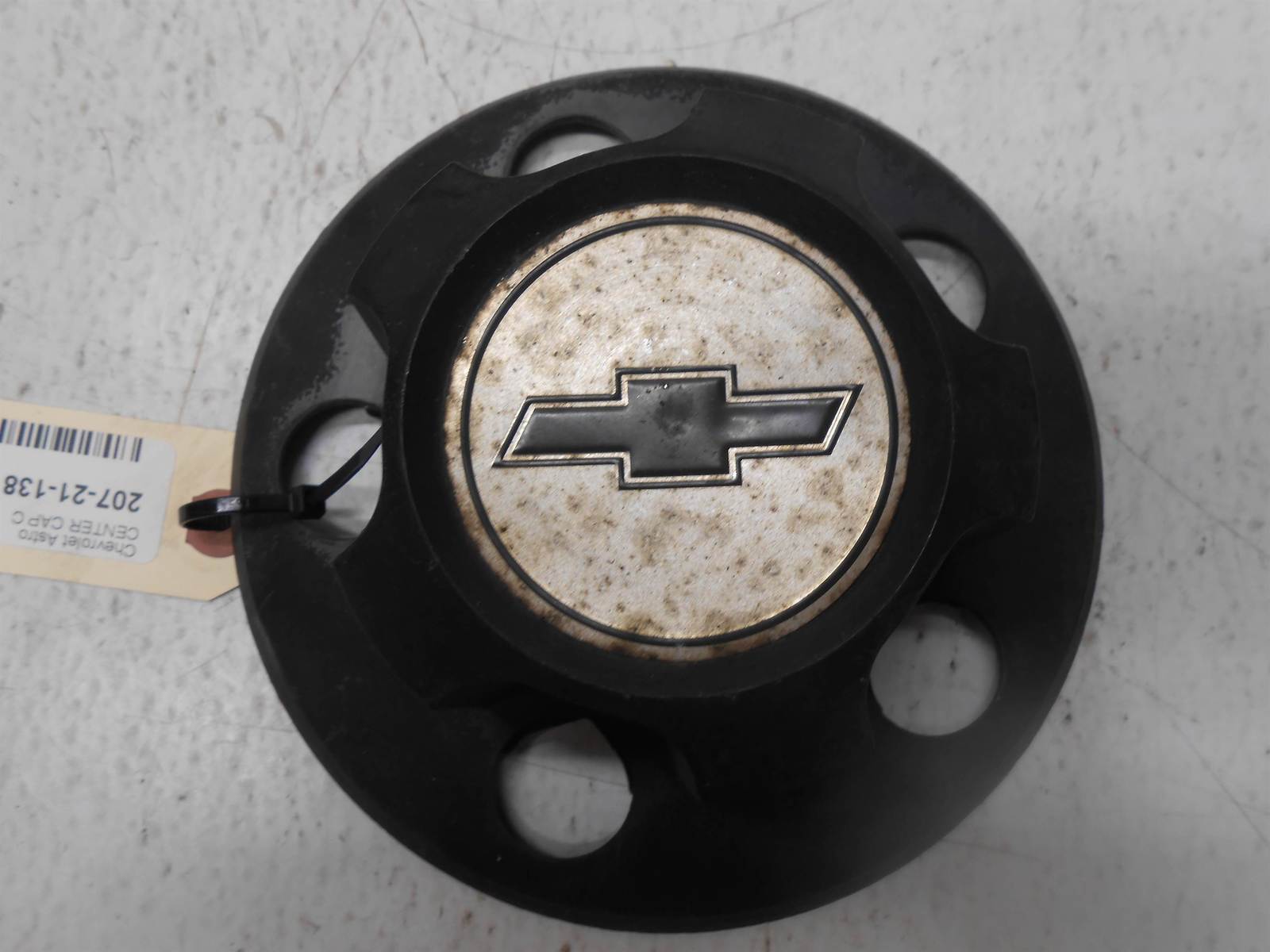 1985-1995 Chevy Astro 15594372 Factory OEM Wheel Center Rim Cap Cover 5 Lug - $19.99