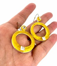 VTG Yellow Frosty Resin Circle Earrings Rhinestones Round Dangle Silver Tone - £11.48 GBP