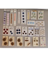 Lot Of 24 Carded Vintage Buttons Élan LA Petite Lansing Lady Fashions Fa... - $37.64 CAD