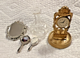 Vintage Miniature Dollhouse Doll House 5pc Vanity Set Glass Vase Clock - $264.33 MXN