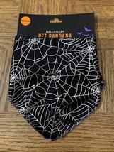 Halloween Pet Bandana - $355.25 MXN