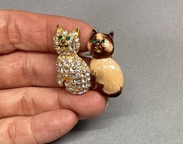 S l1600 thumb200