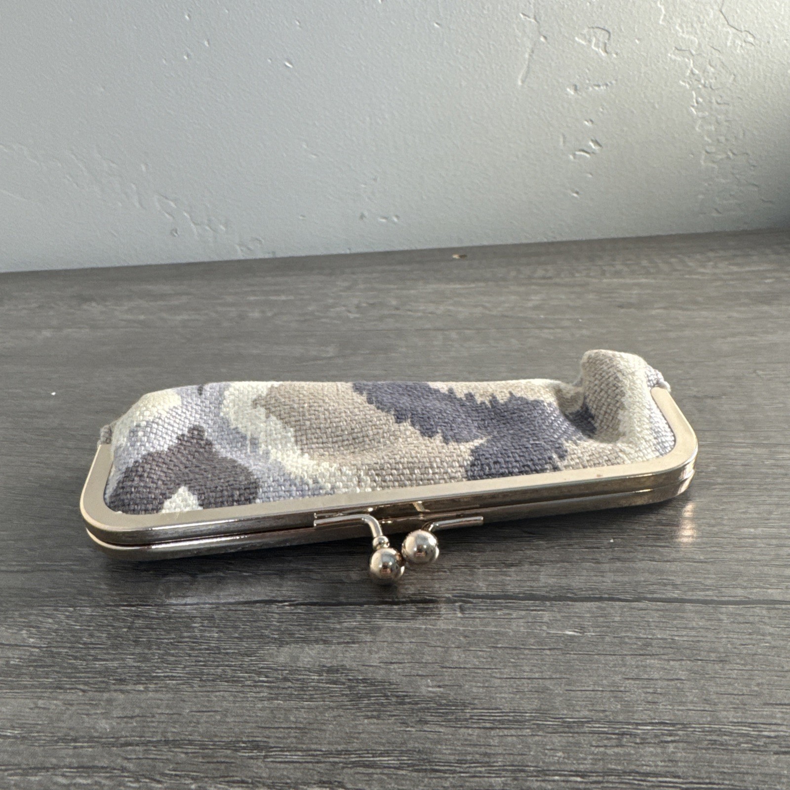 Spartina Daufuskie Island Olive Green Beige Gray Design Kisslock Coin Purse Item image 6