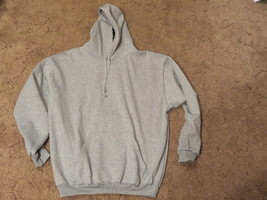 Men&#39;s Komfit Sweatshirt with Hood Color: Gray Size: 3XL - $39.55