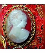 Gorgeous cameo with 14 k GP framing - $66.50 CAD