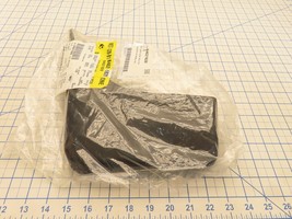 GM 84621828 Tire Deflector Splash Shield Right RH Factory Sealed General... - $29.98