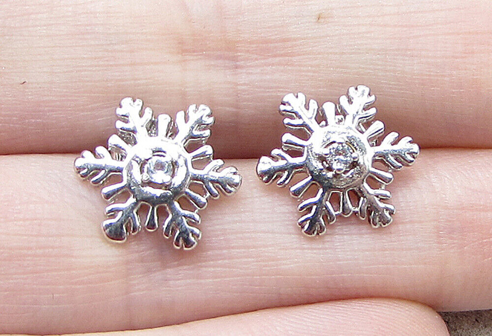 Primary image for 925 Sterling Silver - White Cubic Zirconia Snowflake Stud Earrings - EG1405