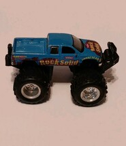Tonka Monster Truck &quot;Rock Solid&quot; Hasbro, Maisto,2001 Riley Shockes, Blue - $181.86 MXN