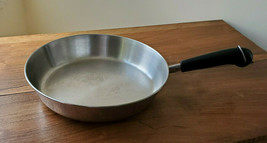 Vintage Revere Ware 1801 10 in. 94g Clinton, Il USA Fry Pan - £17.34 GBP