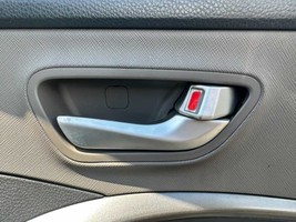 Interior Door Handle Passenger Right Front 2013 14 15 16 17 18 Hyundai Santa Fe - £29.41 GBP