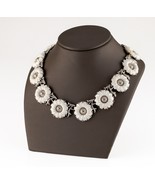 Trifari Lucite Sunflower Silvertone Vintage Costume Jewelry Necklace - $2,887.54 MXN