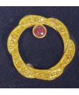 Vintage Zodiac Capricorn Garnet Birthstone Round Gold Tone Brooch Wreath... - $17.04 CAD