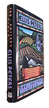 The Potter&#39;s Field Ellis Peters Brother Cadfael Mystery Novel 1st Printing - £11.67 GBP