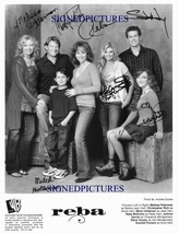 Reba Cast Signed Autograph 8X10 Rp Photo All 7 Mc Entire + - £13.42 GBP