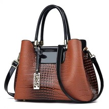  Lizard Pattern Women&#39;s Fashion Bagable Large Capacity Bright Leather Shoulder C - £37.56 GBP