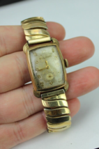Men&#39;s 1946 vintage BULOVA watch 10k GOLD rgp 17J NEW YORK 1/20 12K GOLD ... - £95.08 GBP