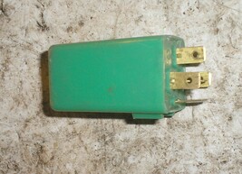 81 Delorean DMC 12 OEM Green Relay Time Interval - £14.93 GBP