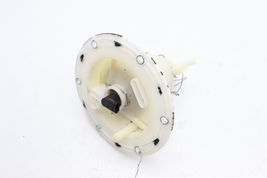 10-11 MERCEDES-BENZ W221 S550 FUEL TANK PUMP FILTER UNIT E2974 image 3