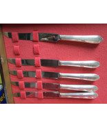 WM ROGERS IS - A4 - 57 PIECES IN WOODEN STORAGE PROTECTION BOX  - €105,55 EUR