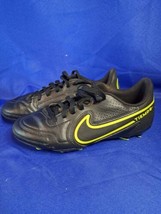 Nike Youth Tiempo Legend 9 Soccer Cleats Size 4.5Y - £18.45 GBP