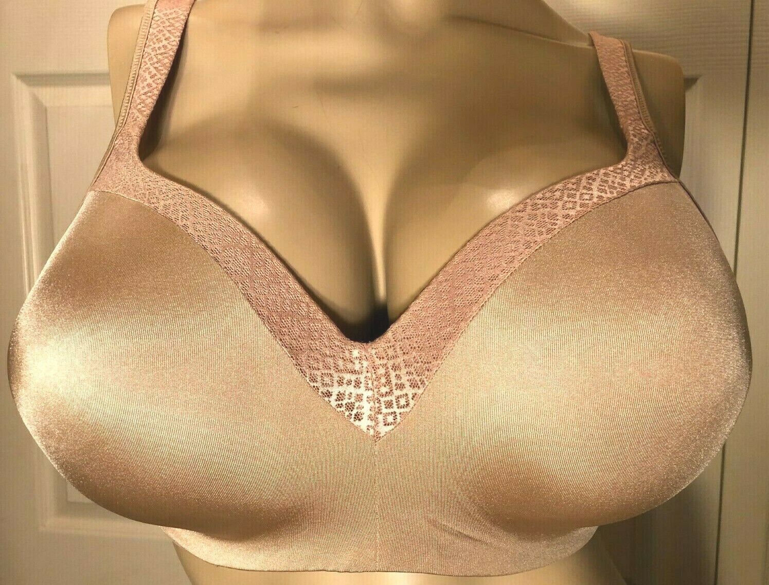 BALI 40DD Nude Beige ONE SMOOTH U 40 DD Underwire 4823 Lined Bra - $6.93