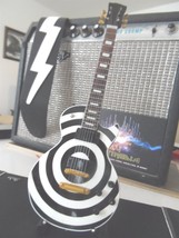 Zakk Wylde - White Bullseye 1:4 Scale Replica Guitar ~ Brand New-
show o... - £21.46 GBP