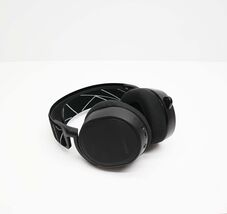 SteelSeries Arctis 9 61484 Wireless Gaming Headset for PC, PS5, and PS4 image 2