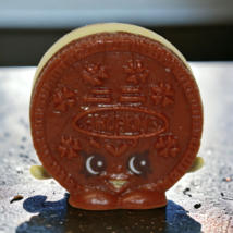 Shopkins Cream E Cookie Sweet Treats #3-061 Season 3 Choc Frosted Ultra Rare - £3.93 GBP