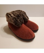 Acorn Women&#39;s Cranberry Colored Faux Fur Slipper Booties Size 6.5 - 7.5   - £35.93 GBP