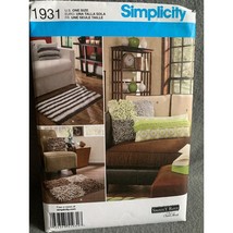 Simplicity Fleece Fringe Rugs and Pillows Sewing Pattern 1931 - uncut - $10.88