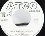Lulu With The Dixie Flyers 45 rpm Hum A Song 45-6749 Atco Mono  - $18.61