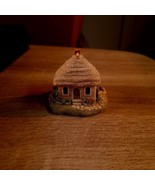 Lilliput Lane &quot;Robins Gate&quot; Cottage Ornament - Handmade in England - $11.47