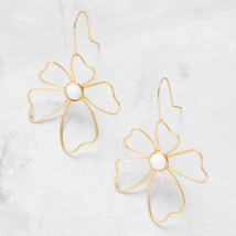 Plunder Earrings (New) Dawson Earrings - Floral Shape, Matte Gold 3.25&quot; (PE908) - £16.21 GBP