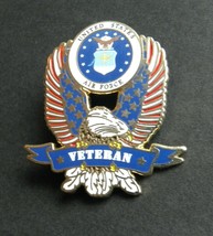 AIR FORCE VETERAN USAF VET EAGLE USA LAPEL PIN BADGE 1.5 x 1.6 INCHES - $6.54