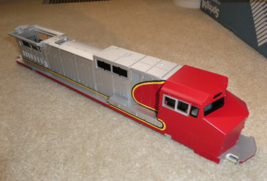 MTH O Scale Diesel Locomotive Body Shell Santa Fe Colors ES44AC 17.5" Long - $58.41
