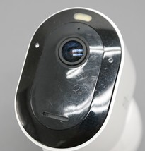 Arlo Pro 4 VMC4041P Spotlight Indoor/Outdoor Wire-Free Camera image 3