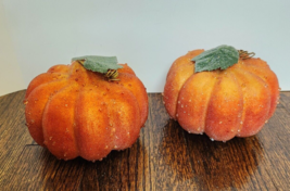 Vintage Decorative Pumpkins Sparkle Unique Set of 2 Autumn Fall Decoration - £11.91 GBP